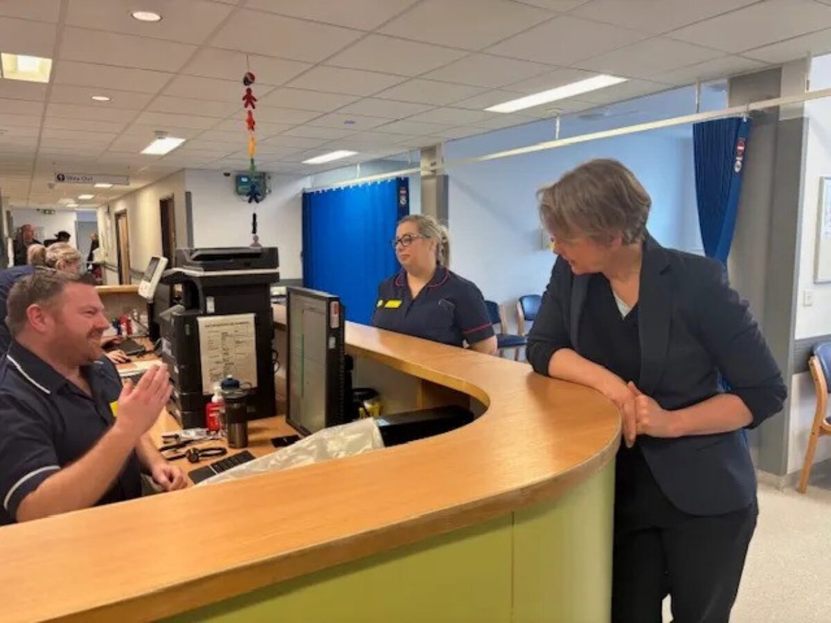 Yvette Cooper MP at Pontefract Hospital